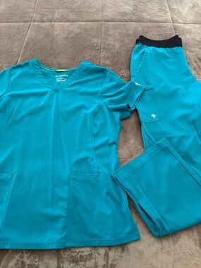 healing hands Teal Two-Piece Women's Scrub Set